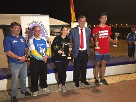 Evelyn Muñoz, con su guía-tutor José Luis Calvo, consiguió todos los trofeos