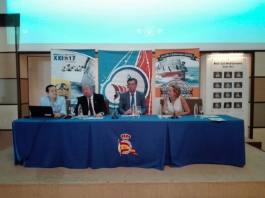 Imagen de la presentación que tuvo lugar en el R.C. Mediterráneo de Málaga