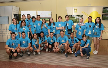 Foto de familia de la delegación melillense