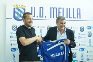 En mayo de 2014 fue presentado Fernando Currás como primer entrenador de la U.D. Melilla