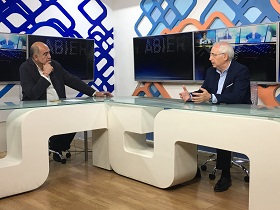 El presidente Imbroda, durante la entrevista concedida a Popular TV