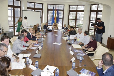 El encuentro se celebró ayer en la Consejería de Hacienda de la Ciudad
