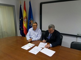 Firma del acuerdo en Melilla con la Asociación Cuenta con nosotros