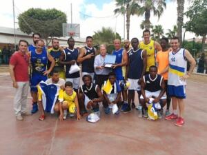 El Club Deportivo La Salle disputó un encuentro de exhibición con residentes del CETI