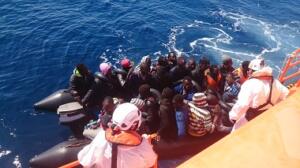 “Italia ha pedido ayuda y nosotros entendemos que pida ayuda, pero también España está teniendo ahora mismo una presión importante en nuestros puertos”, dijo Zoido