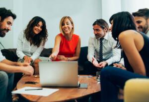 Es un requisito fundamental que cuenten con un nivel de inglés fluido