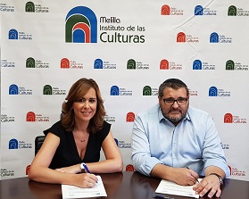 Paz Velázquez y Mordejay Guahnich firman el convenio