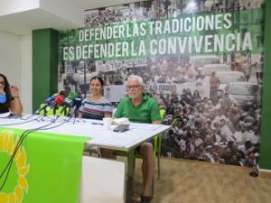Yonaida Selam, presidenta de Intercultura, y Toni Roderic, presidente de Los Verdes de España