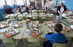 Pequeños en los comedores escolares
