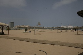 Los hechos denunciados tuvieron lugar en la playa de Los Cárabos el pasado 12 de agosto