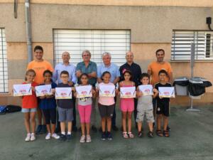 Se realizaron distintas entregas de diplomas a alumnos del último campamento organizado por la Consejería de Educación y Centros D2