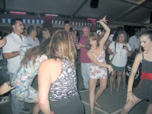 Los que han optado por ir al recinto ferial, no han parado de divertirse