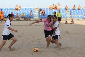 Selección femenina de fútbol playa que se concentró en Melilla el pasado junio