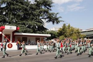 El Tercio Gran Capitán 1º de la Legión y el Grupo de Regulares número 52 de Melilla fueron ayer muy aclamados en el desfile de la Fiesta Nacional