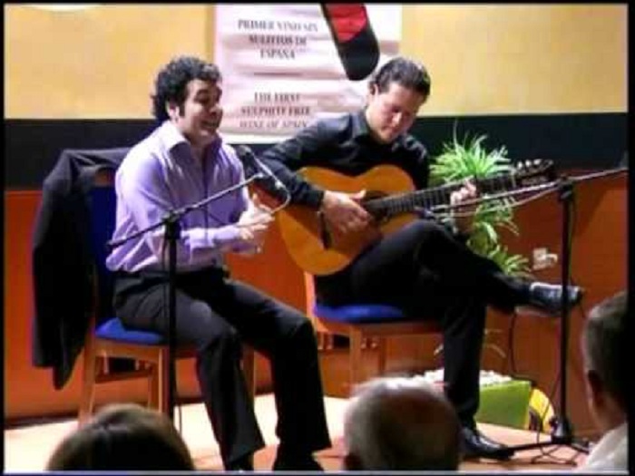 Miguel Pérez Ortega con Manuel Herrera a la guitarra