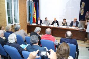 Numeroso público asistió a la presentación