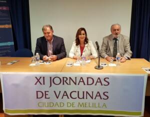 El director territorial de Ingesa, la consejera y el doctor Ruiz