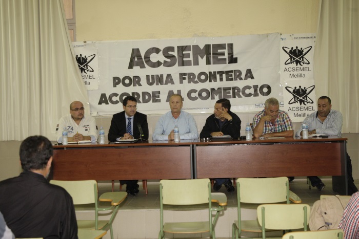 El informe fue presentado ayer por el profesor de Derecho Penal Carlos Aránguez tanto en rueda de prensa como en asamblea de comerciantes