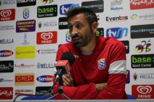 Manolo Herrero, entrenador de la U.D. Melilla