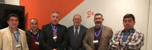 Los miembros de Foro presidido por Jesús Delgado Aboy con el diputado de C’s Francisco Igea