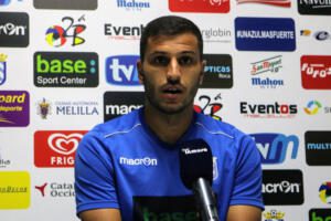 Yacine Qasmi, en su comparecencia, ayer, ante los medios de comunicación