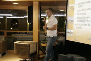 Manuel Tajada, director técnico de la prueba, fue el encargado de presentar el acto