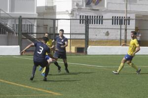 Los melillenses vuelven a afrontar este nuevo compromiso liguero con bastantes problemas, ya que el entrenador Felipe Sánchez sólo podrá contar con catorce efectivos