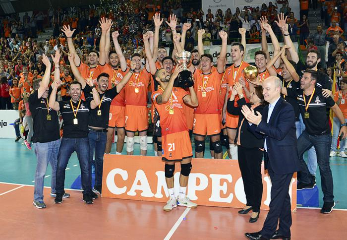 Club Voleibol Teruel, campeón de la Supercopa de España