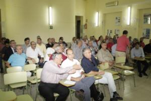 La plataforma, tras la asamblea de ayer, tiene depositada sus esperanzas en el encuentro que mantendrán en los próximos días con Juan José Imbroda y Abdelmalik El Barkani