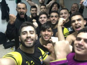 El conjunto melillense celebró en los vestuarios el triunfo en tierras extremeñas, ante el Villafranca