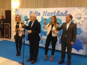 Imbroda, acompañado de Marín, Acedo y Dueñas, deseó feliz Navidad