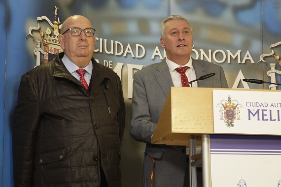Julio Caro, presidente de Cruz Roja y el consejero Daniel Ventura