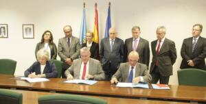 Momento de la firma del acuerdo entre Ingesa, Imserso y la Ciudad Autónoma