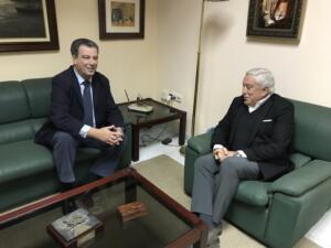 Momento del encuentro ayer entre Miranda y Bohórquez