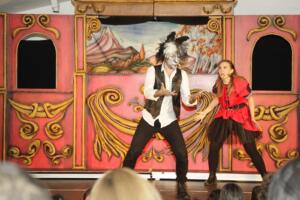 Sibila Teatro con la obra ‘Caperucita y el lobo, el musical’