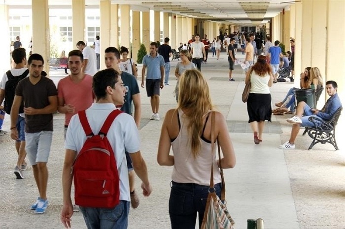 El nivel de ocupación de la población joven en Ceuta y Melilla es la más baja del país