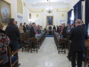 Minuto de silencio en la Asamblea de Melilla por el porteador fallecido el pasado lunes en la frontera