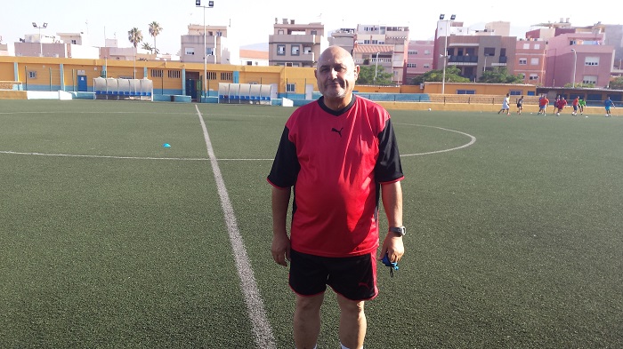 El técnico malagueño debutará el próximo domingo como preparador del equipo azulón en El Palo