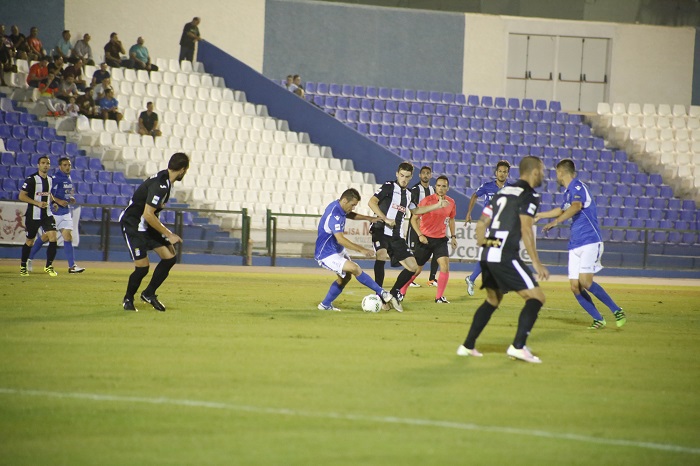 El Melilla y el Cartagena empataron a un gol en el Álvarez Claro en el pasado campeonato