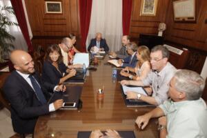La intención del Ejecutivo local es comunicar esta propuesta al de Ceuta para procurar “una postura consensuada”