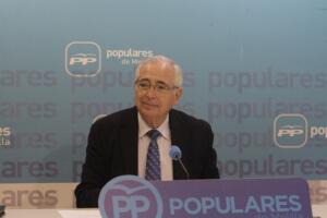 El presidente del Gobierno de Melilla, Juan José Imbroda, ayer en rueda de prensa