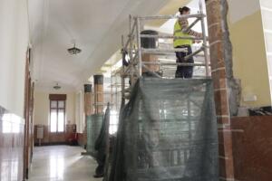 La gestión en el edificio consistorial se ha acostumbrado ya a convivir con el ruido de las obras