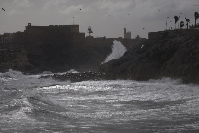 Melilla estuvo ayer en nivel amarillo por fenómenos adversos y costeros con olas de hasta 3 metros