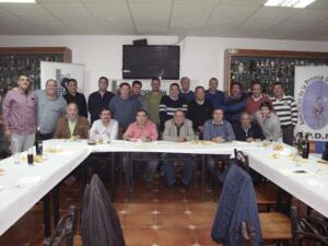Alfonso Gómez, Antonio Miranda, Avelino Gutiérrez y Antonio García posando juntos