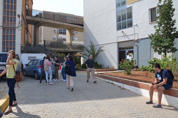 Alumnos en el campus de la UGR en Melilla