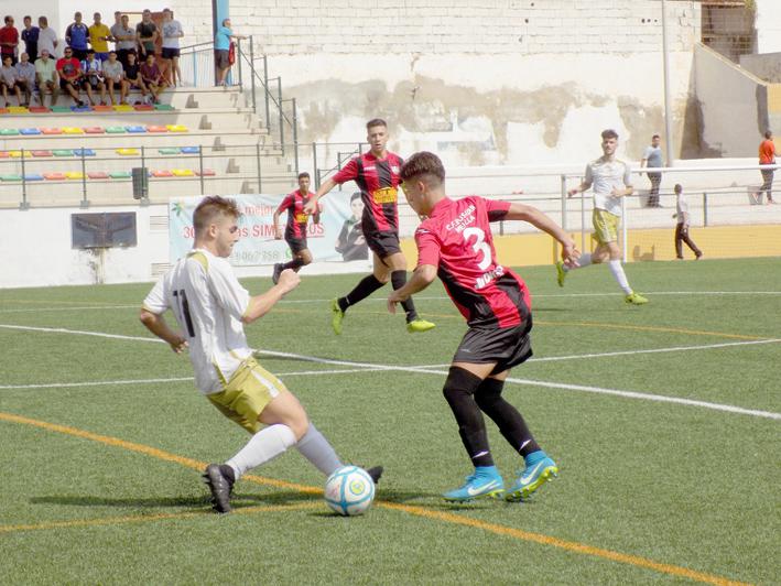 El Rusadir Melilla intentará superar al filial almeriense