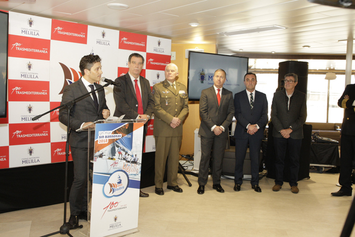 Imagen de las autoridades presentes en el acto de presentación de XI Proyecto Melilla Náutica