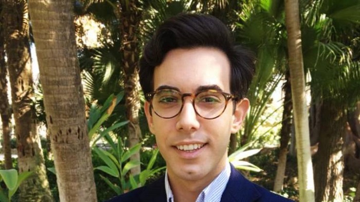 Alejandro Aguilar, el melillense que ha creado una web con productos de lujo diseñados en España