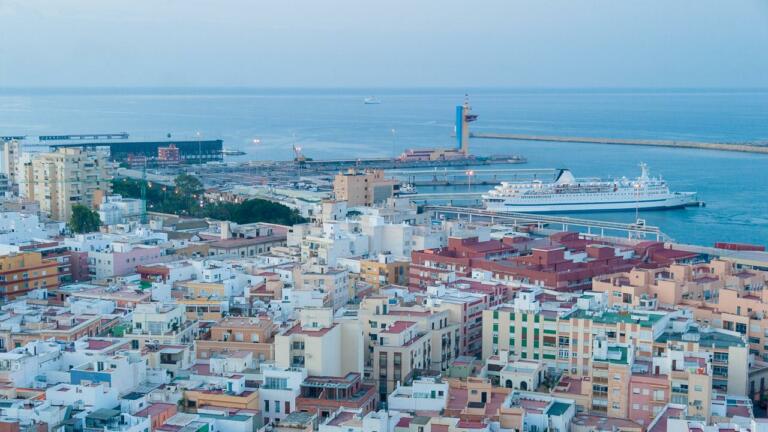 El puerto de Almería