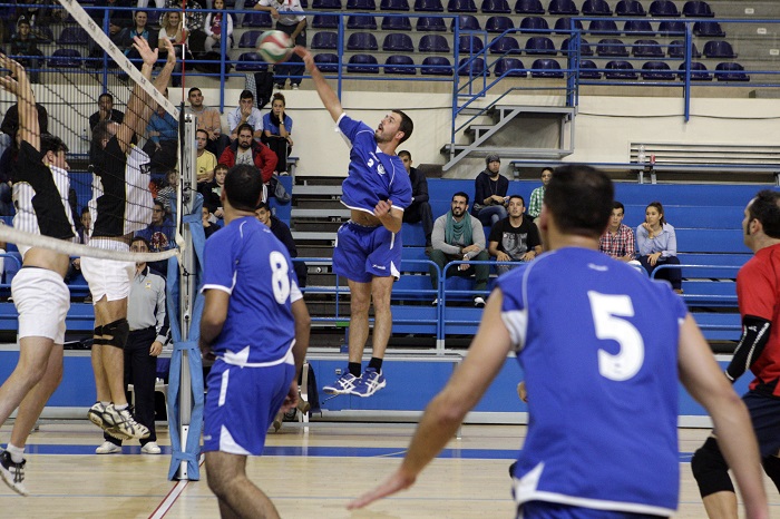 Roberto Moronta ha jugado en el Club Voleibol Melilla durante seis temporadas y ha logrado dos ascensos